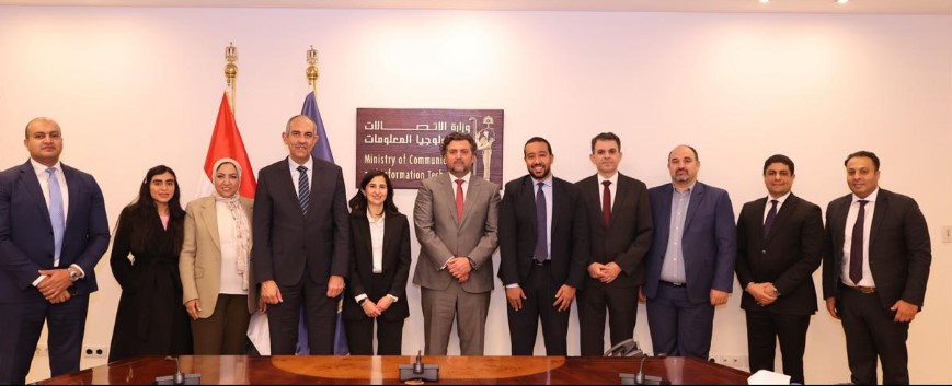 Madar Al-Saa Images 0.0383344612382428