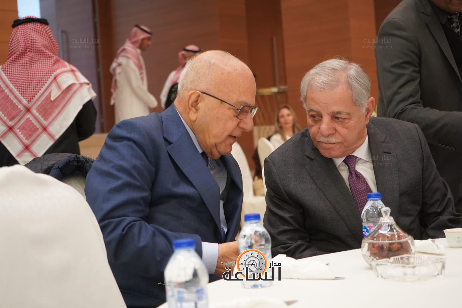 Madar Al-Saa Images 0.2913559148133045