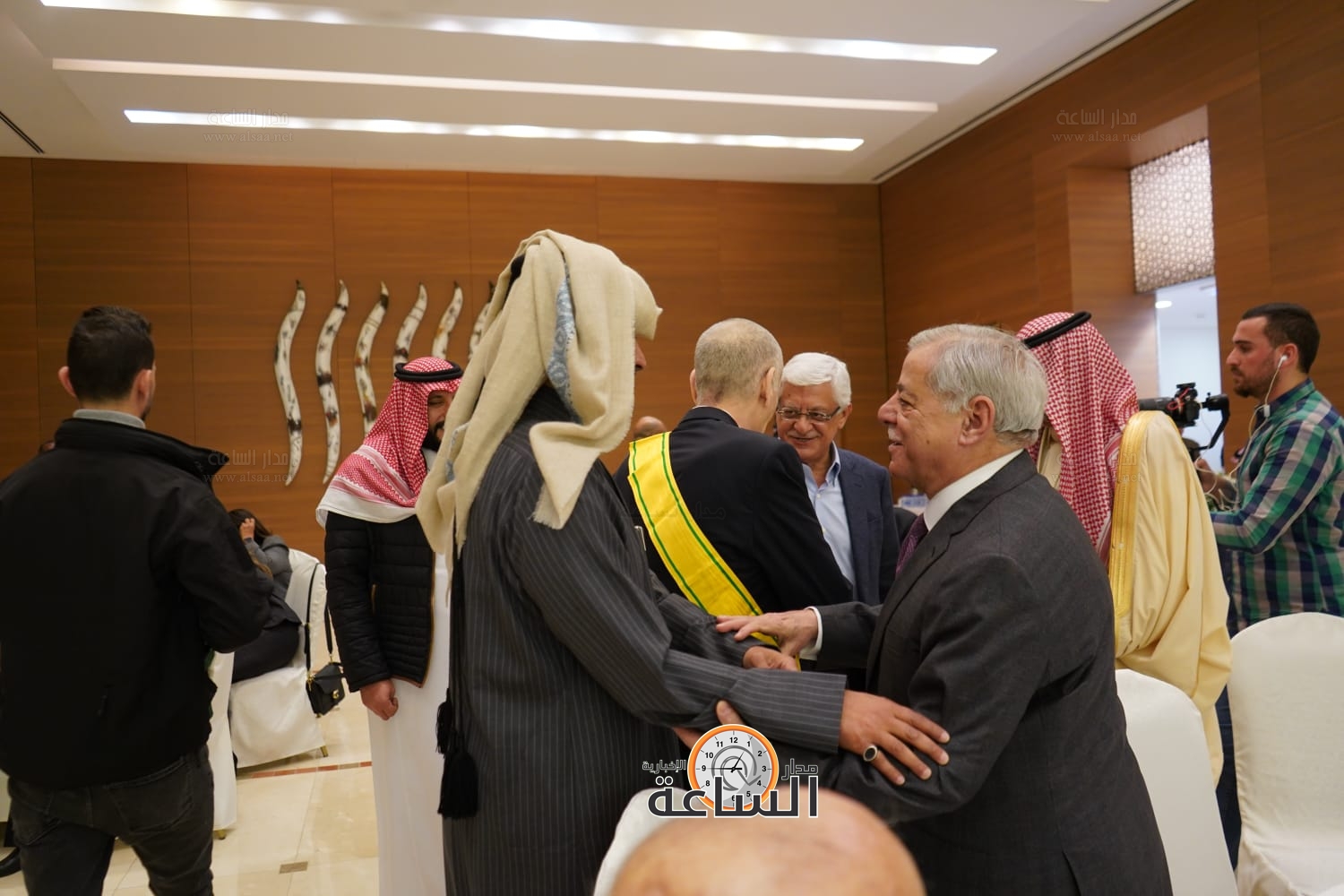 Madar Al-Saa Images 0.5561263042873605