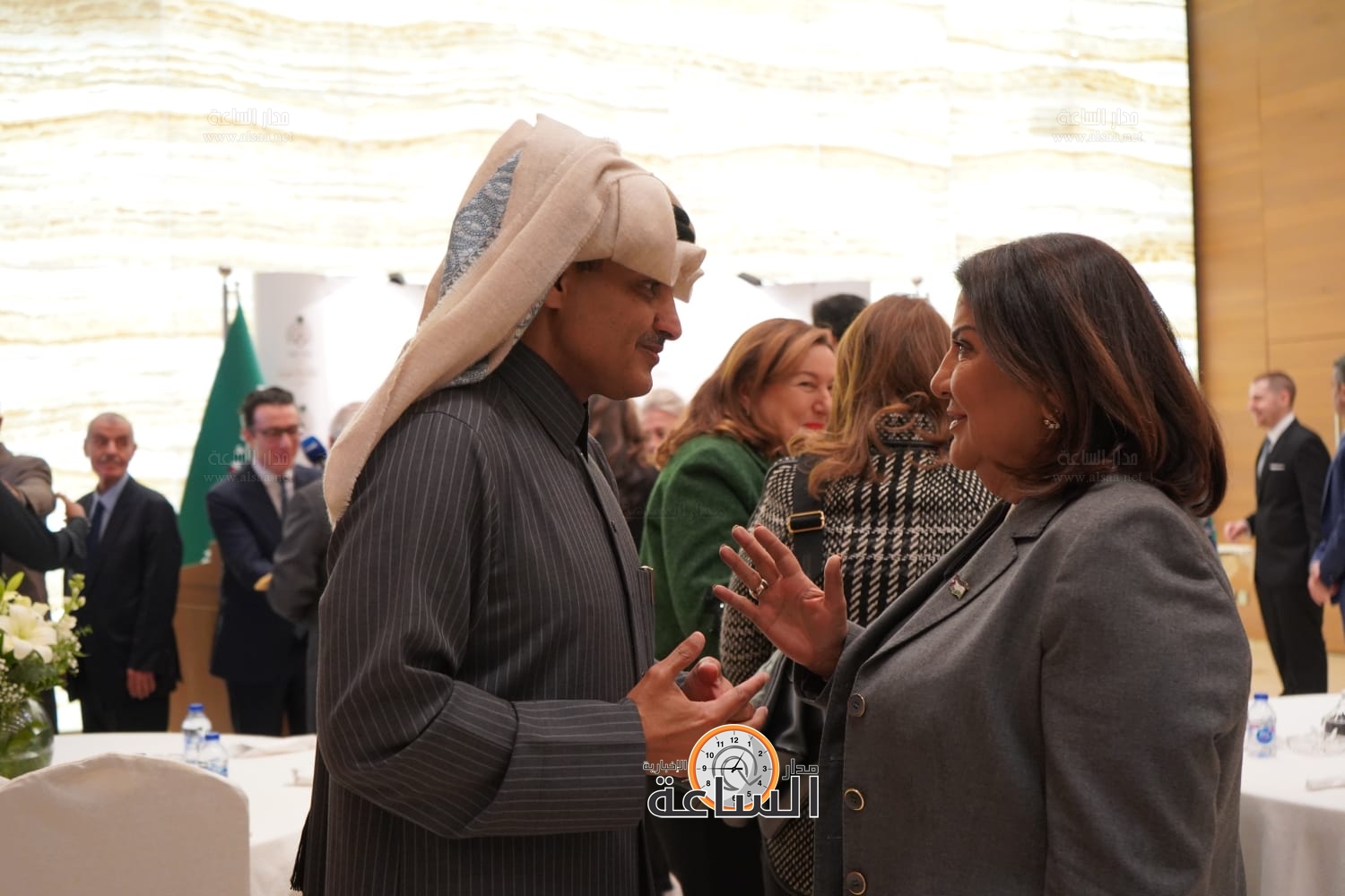 Madar Al-Saa Images 0.010473118385118774