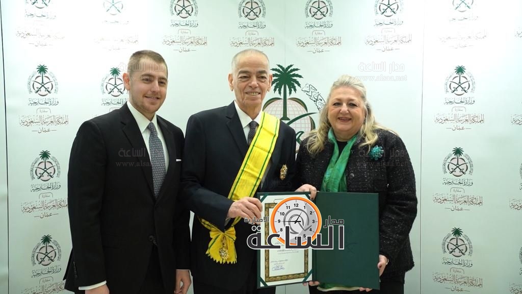 Madar Al-Saa Images 0.43891791367556676