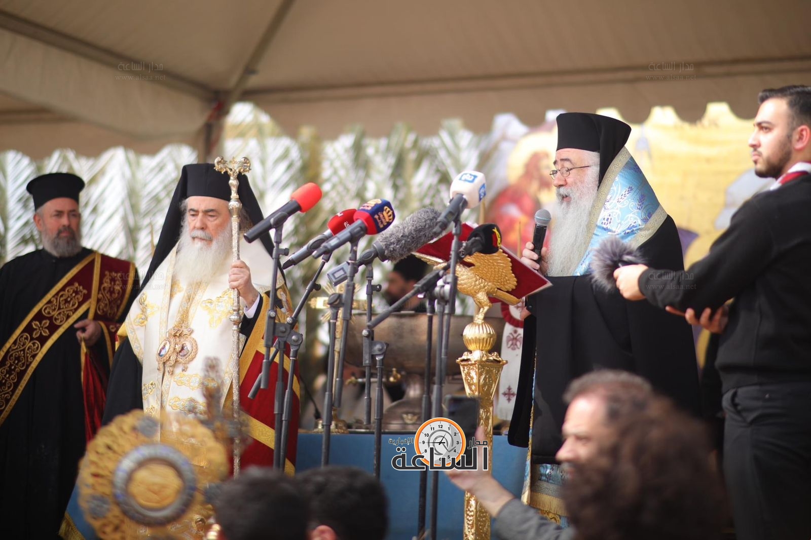 Madar Al-Saa Images 0.9902140655434473