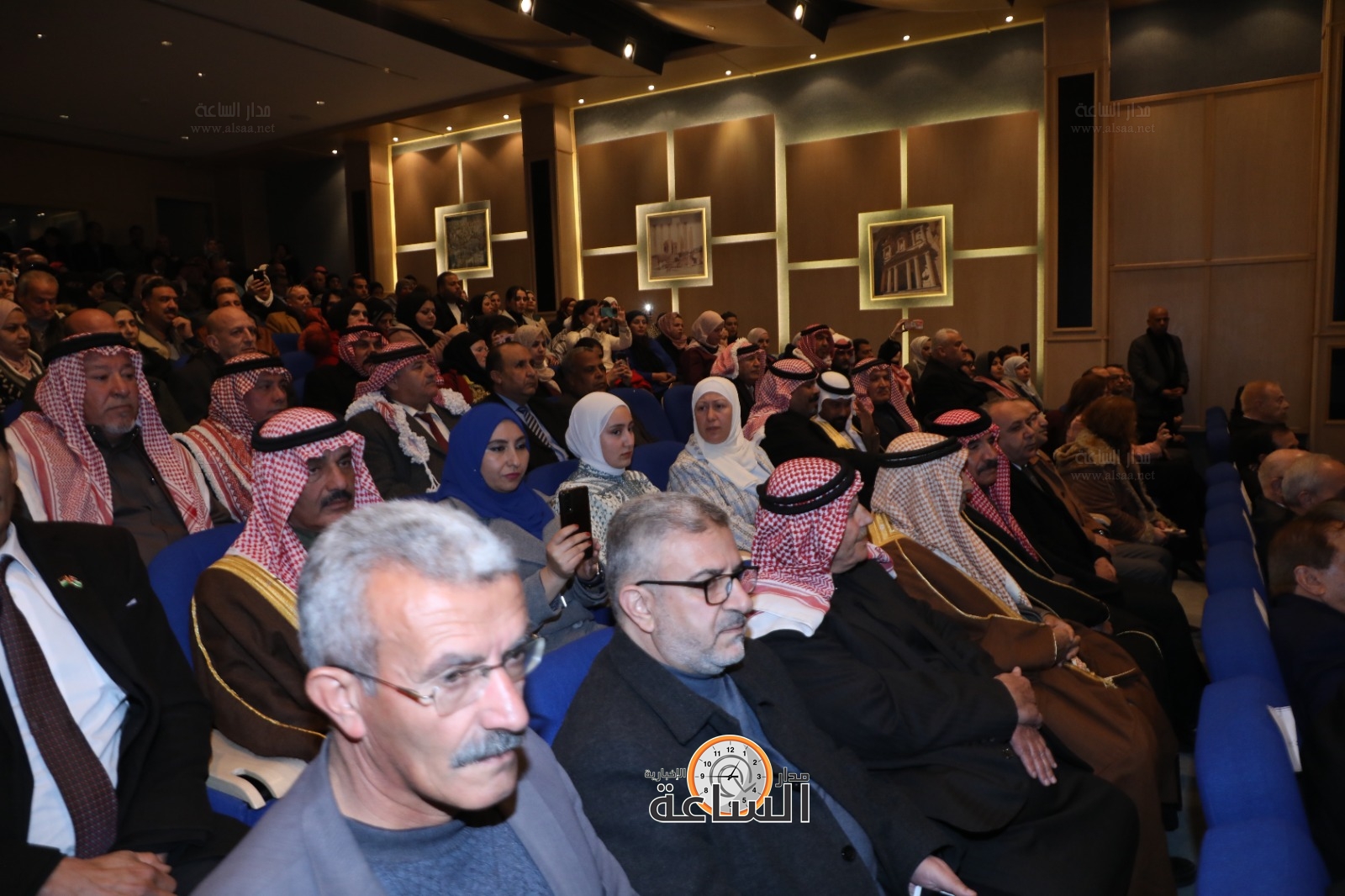 Madar Al-Saa Images 0.7018743570547885