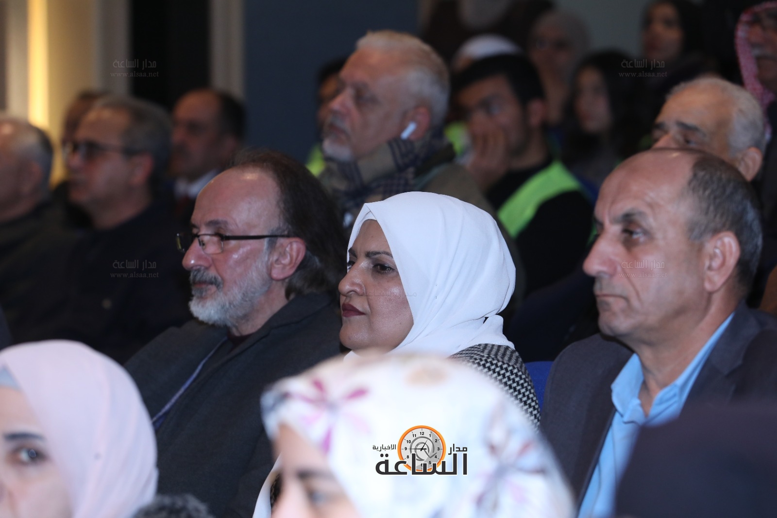 Madar Al-Saa Images 0.9320455762795241