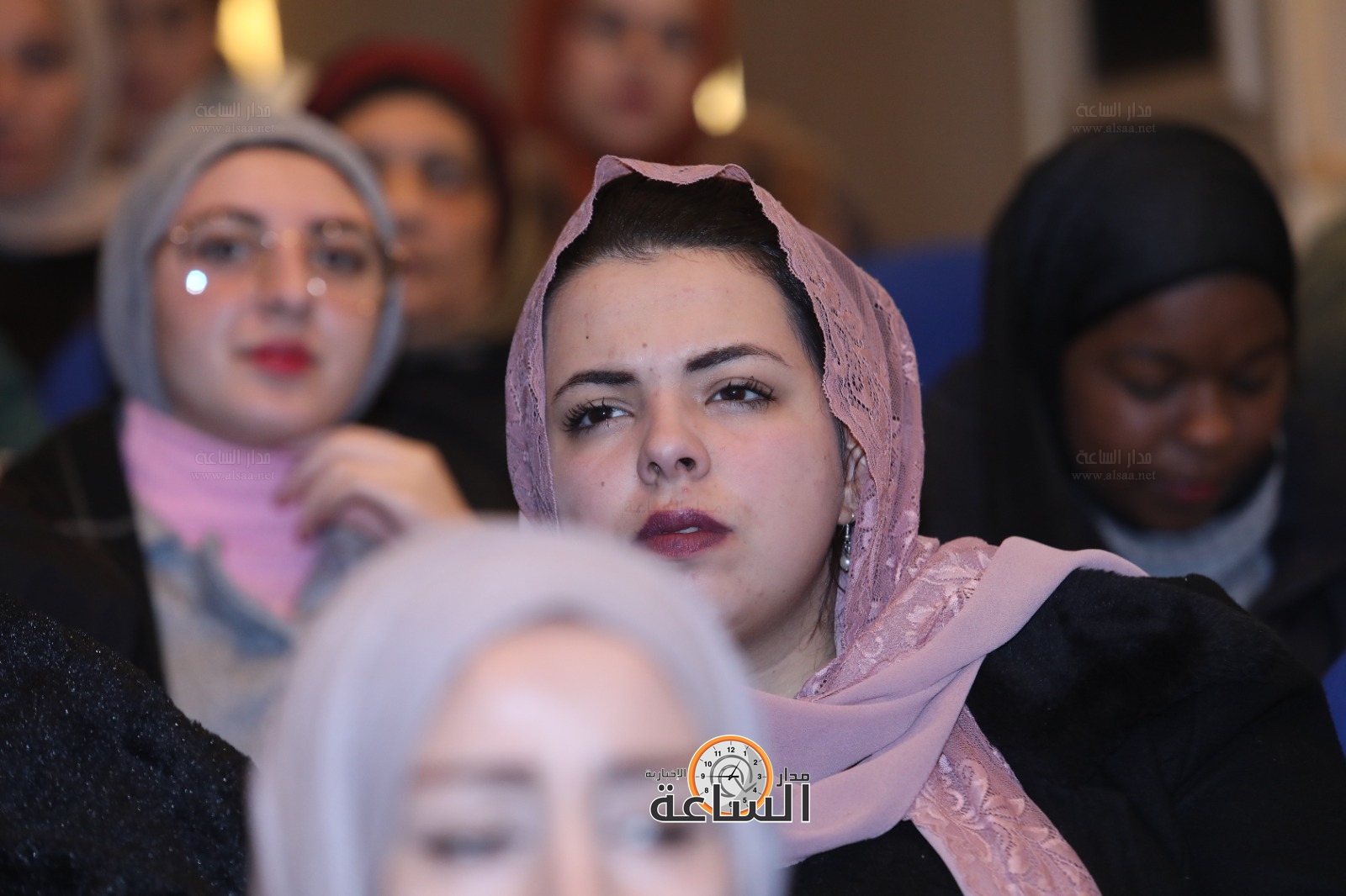 Madar Al-Saa Images 0.5160577047159964