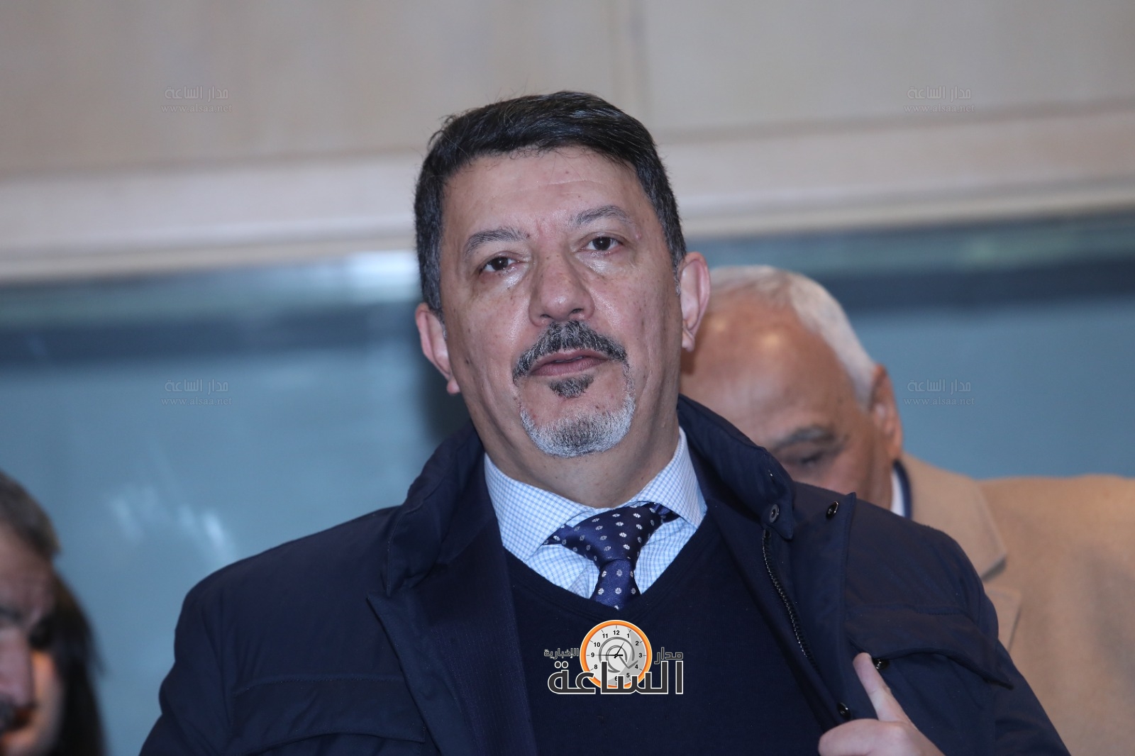 Madar Al-Saa Images 0.04204008836885009