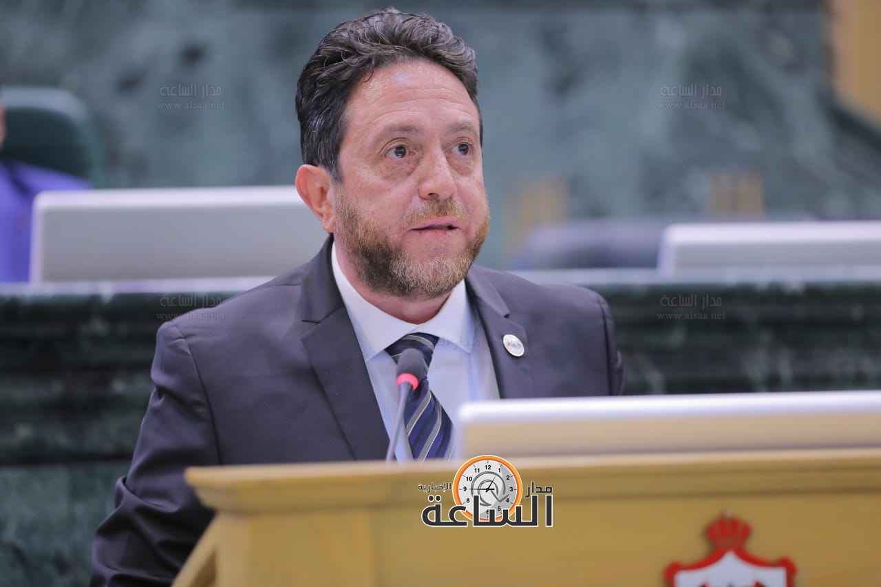 Madar Al-Saa Images 0.38758551279328013