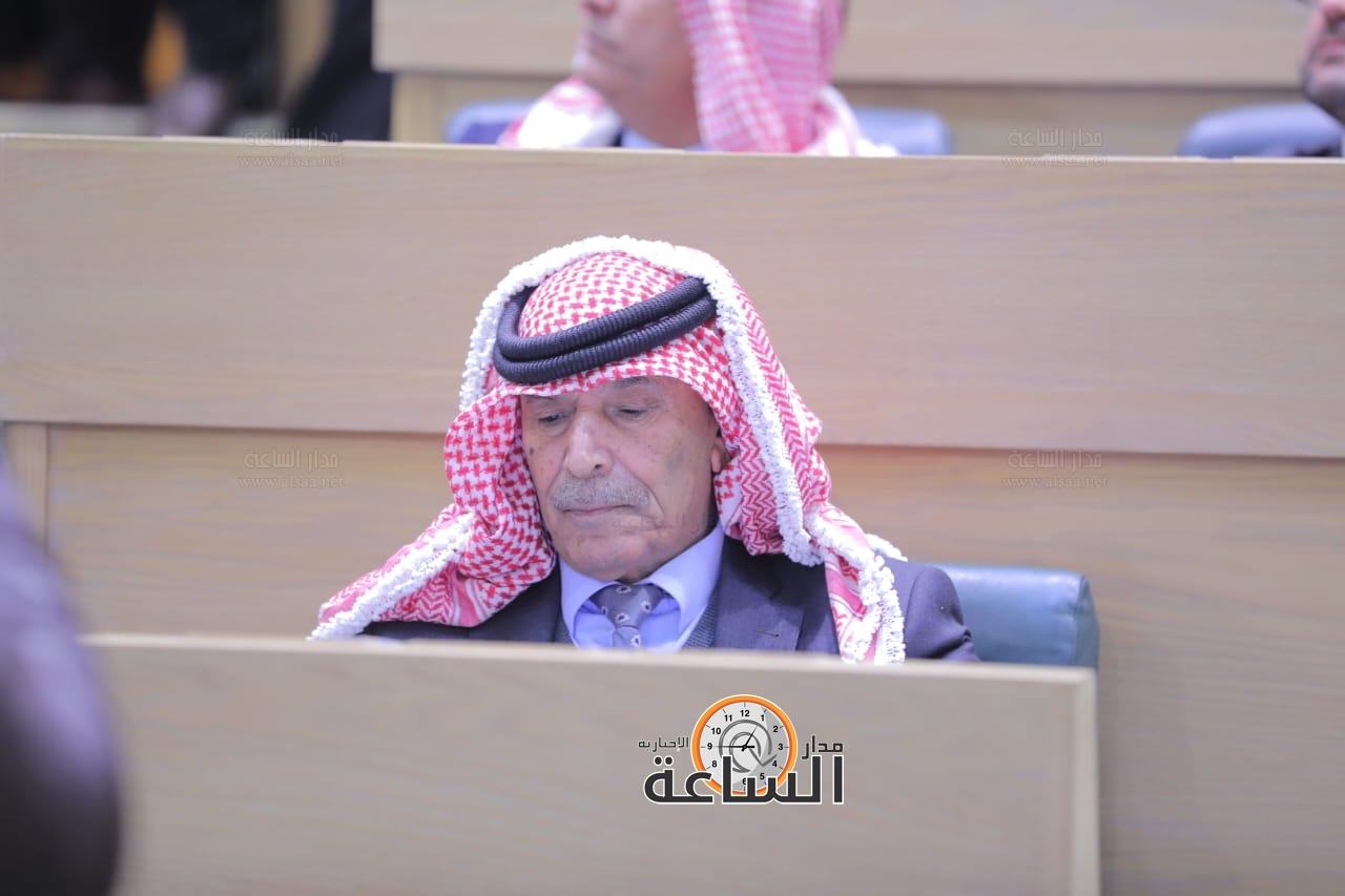 Madar Al-Saa Images 0.12358215231670067