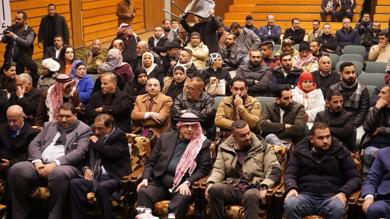 Madar Al-Saa Images 0.5794552512103224