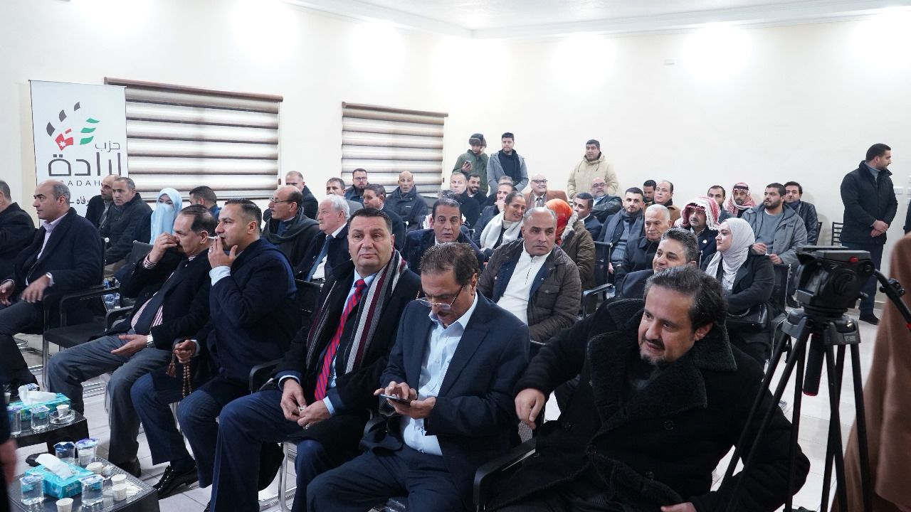 Madar Al-Saa Images 0.06599635494293521