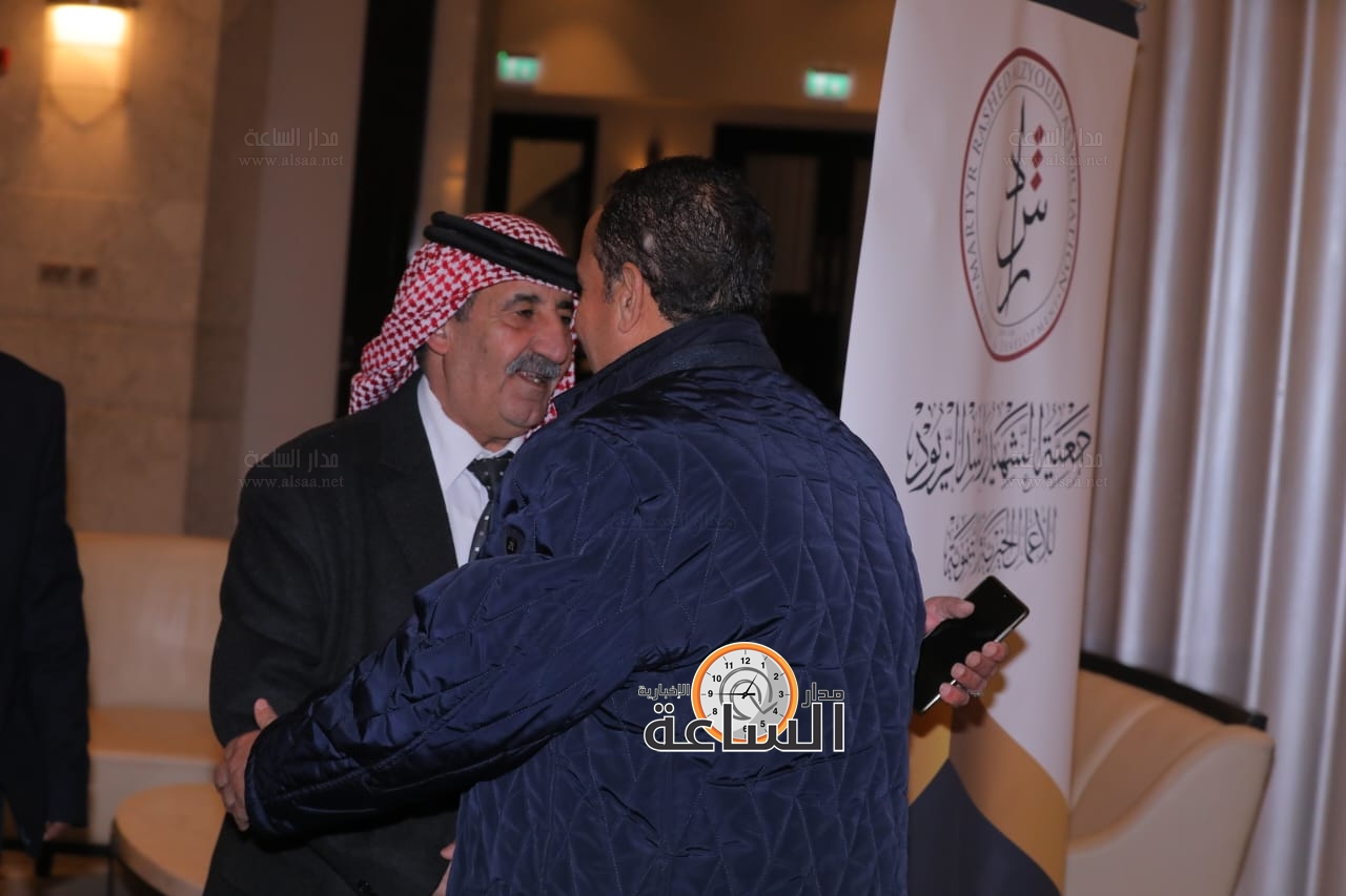 Madar Al-Saa Images 0.37662872294043725