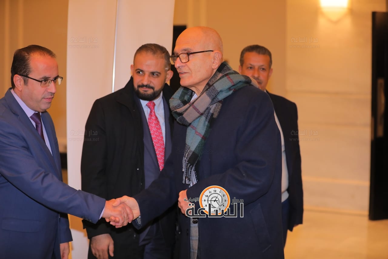 Madar Al-Saa Images 0.5657637708444954