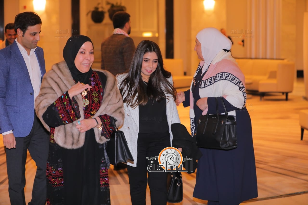 Madar Al-Saa Images 0.7366183806686772