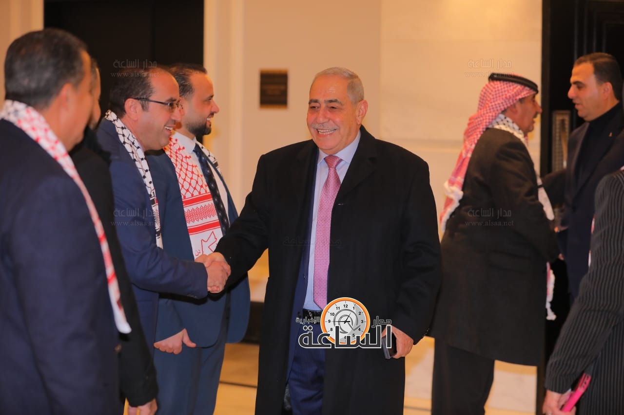 Madar Al-Saa Images 0.7234229354424286