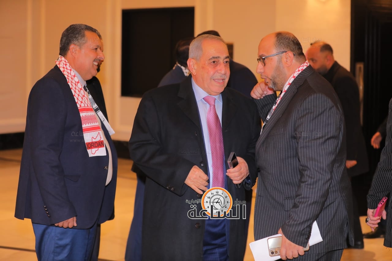 Madar Al-Saa Images 0.41874674225394126