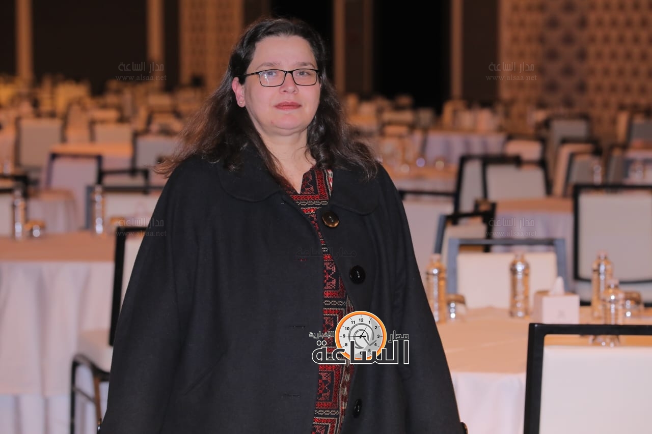 Madar Al-Saa Images 0.4905256554256554