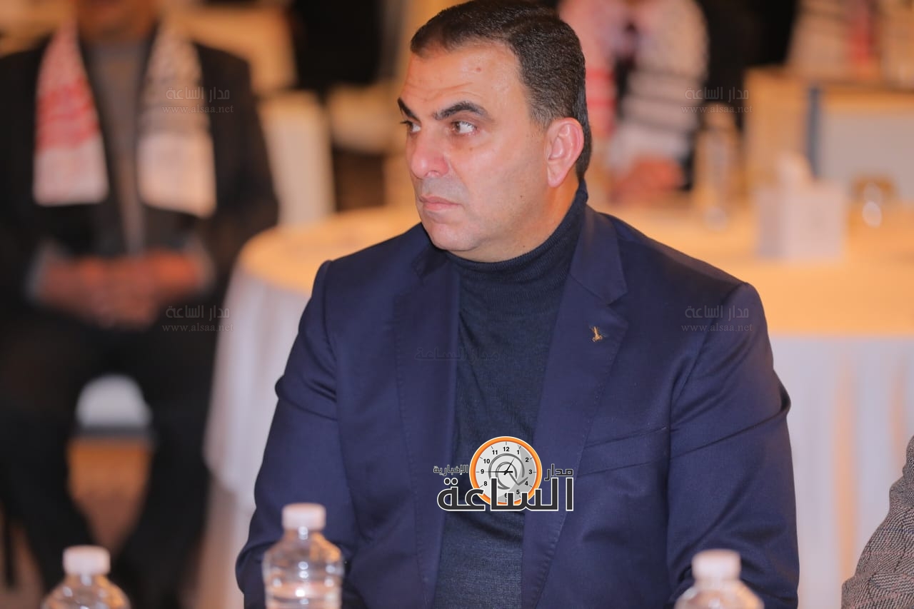 Madar Al-Saa Images 0.9741107718794393