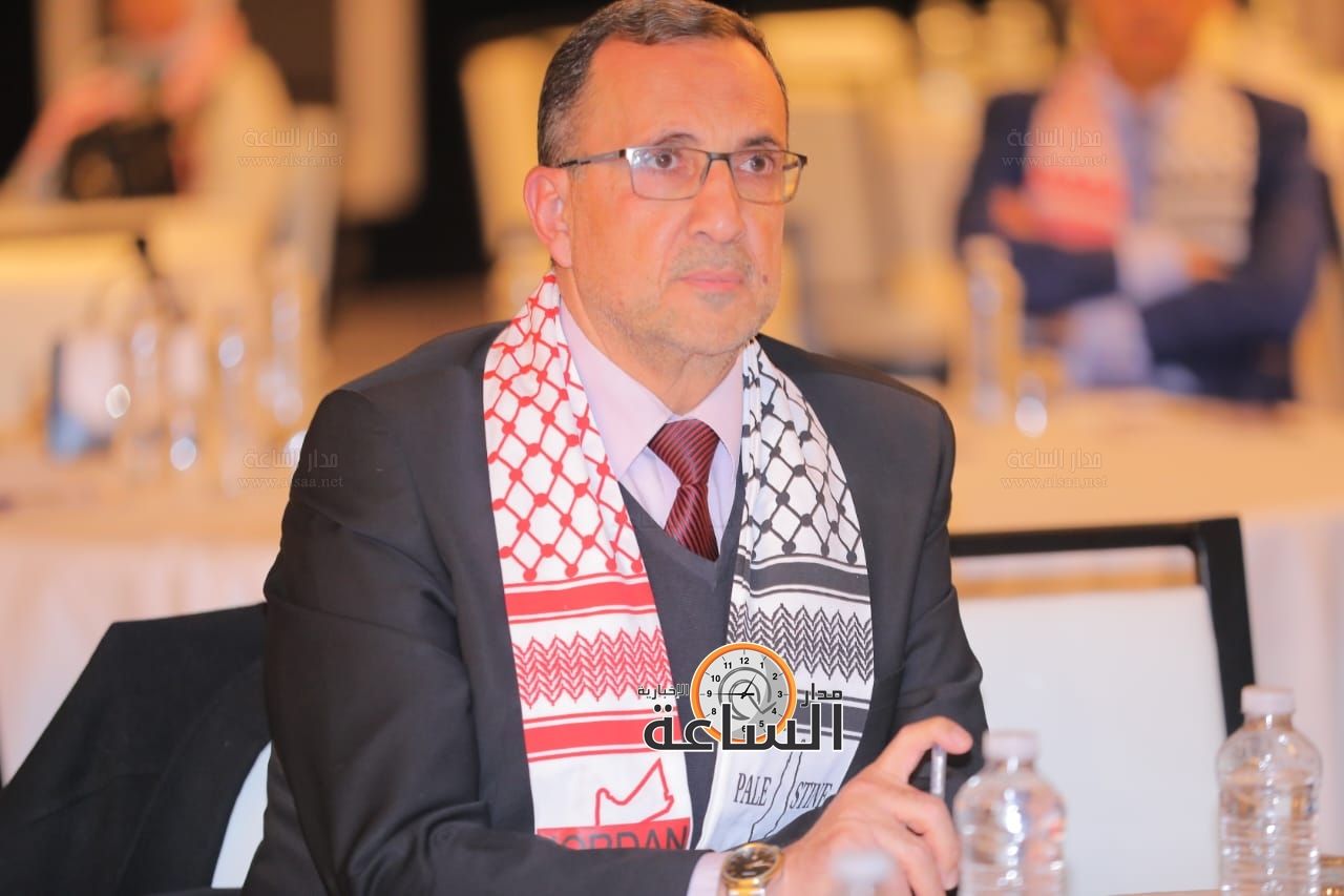 Madar Al-Saa Images 0.17670395106545156