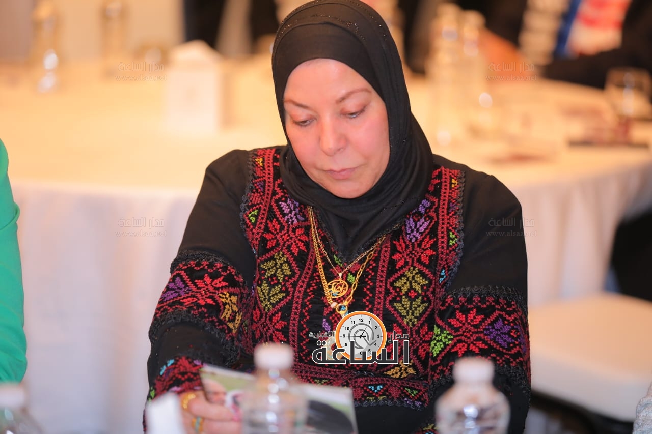 Madar Al-Saa Images 0.45504809904170007