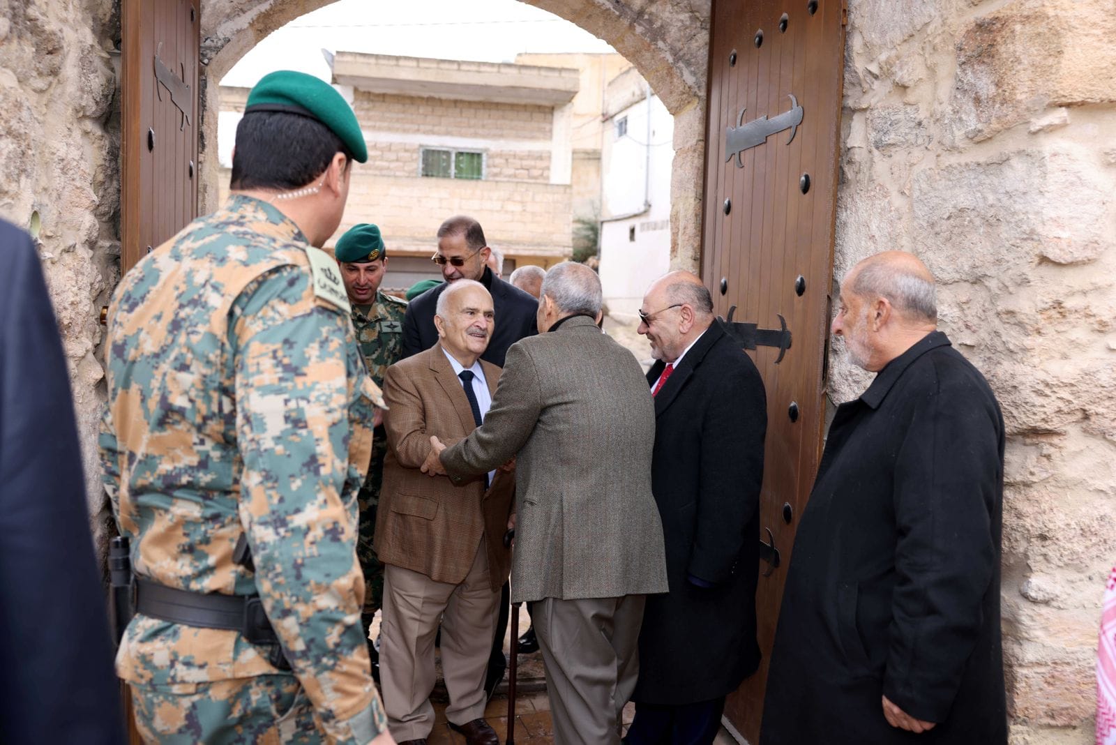 Madar Al-Saa Images 0.4076299571540629