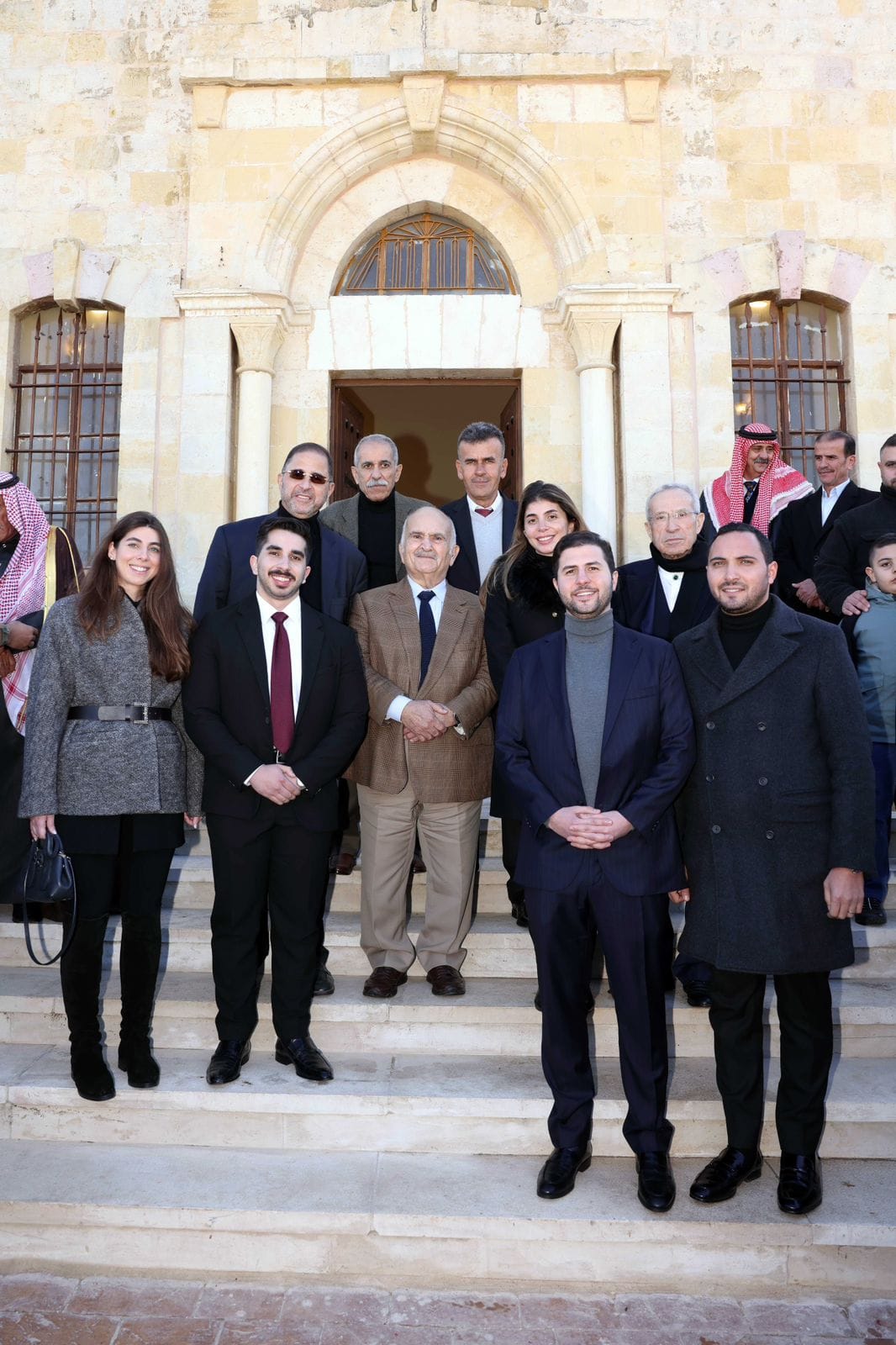 Madar Al-Saa Images 0.7465208889297732