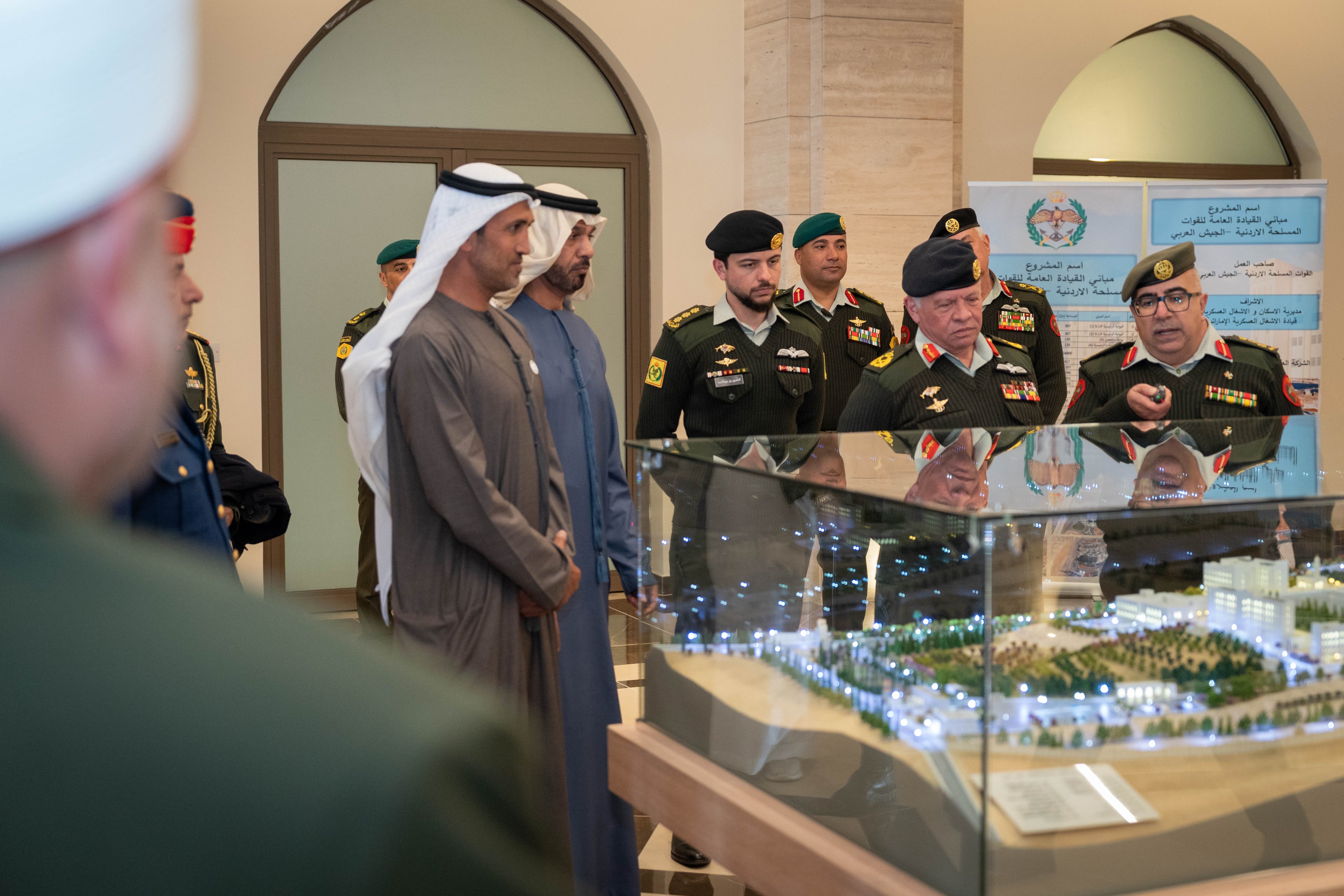 Madar Al-Saa Images 0.5758781607592323