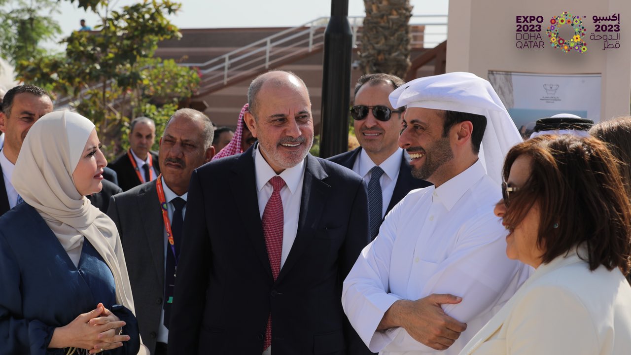 Madar Al-Saa Images 0.48283068605980395