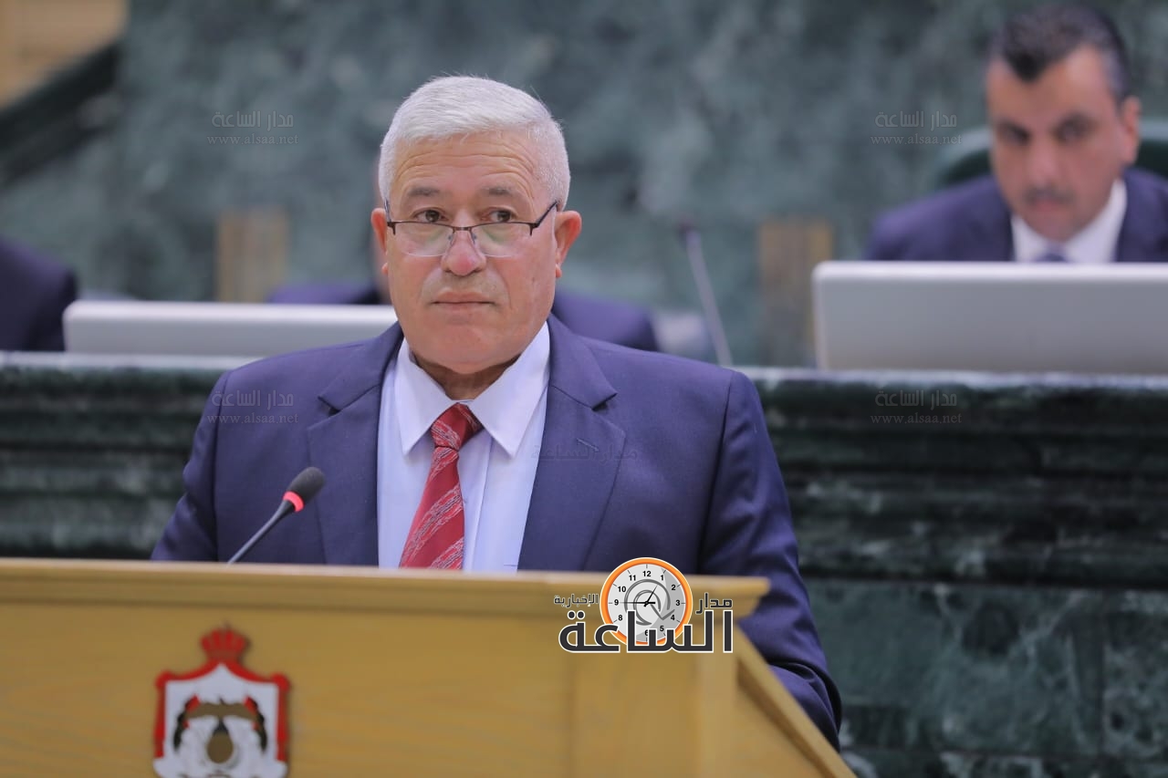 Madar Al-Saa Images 0.8415723375869135