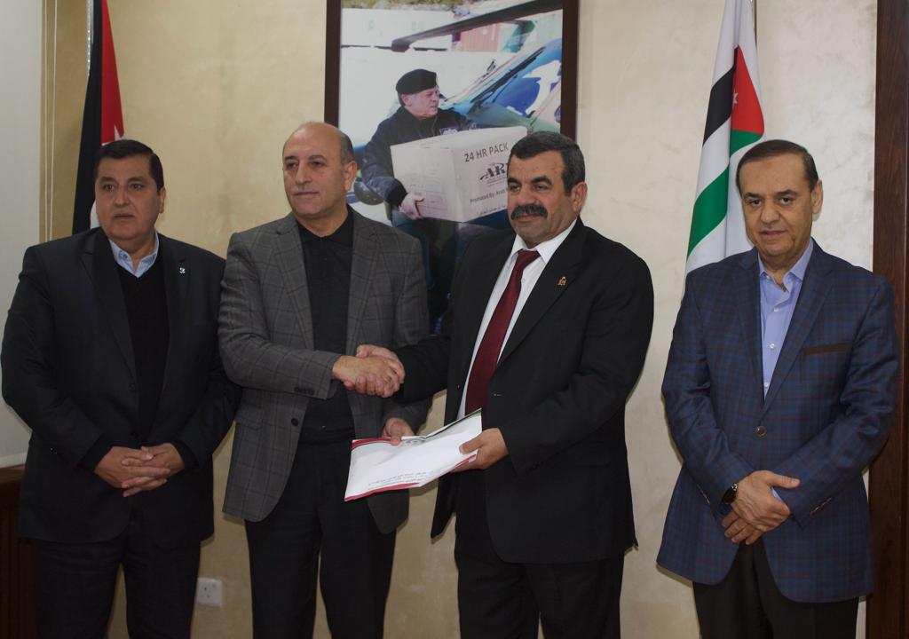 Madar Al-Saa Images 0.8454119822248771