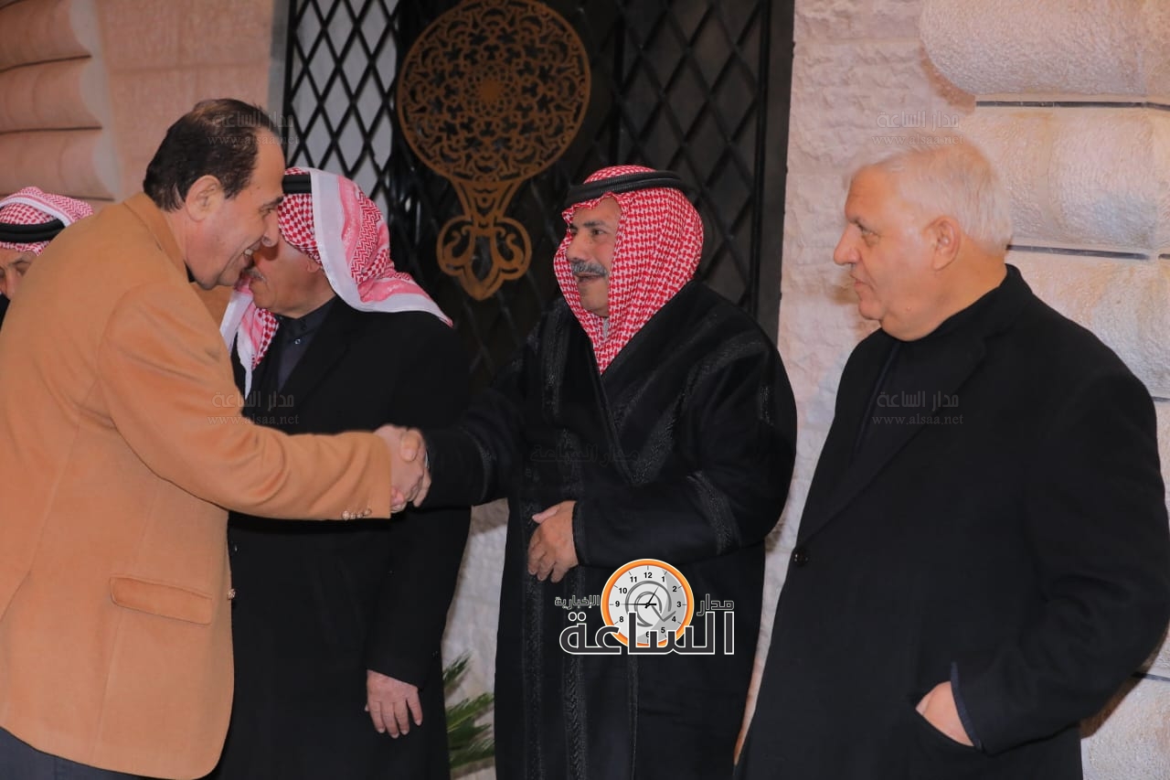 Madar Al-Saa Images 0.2568072937547099