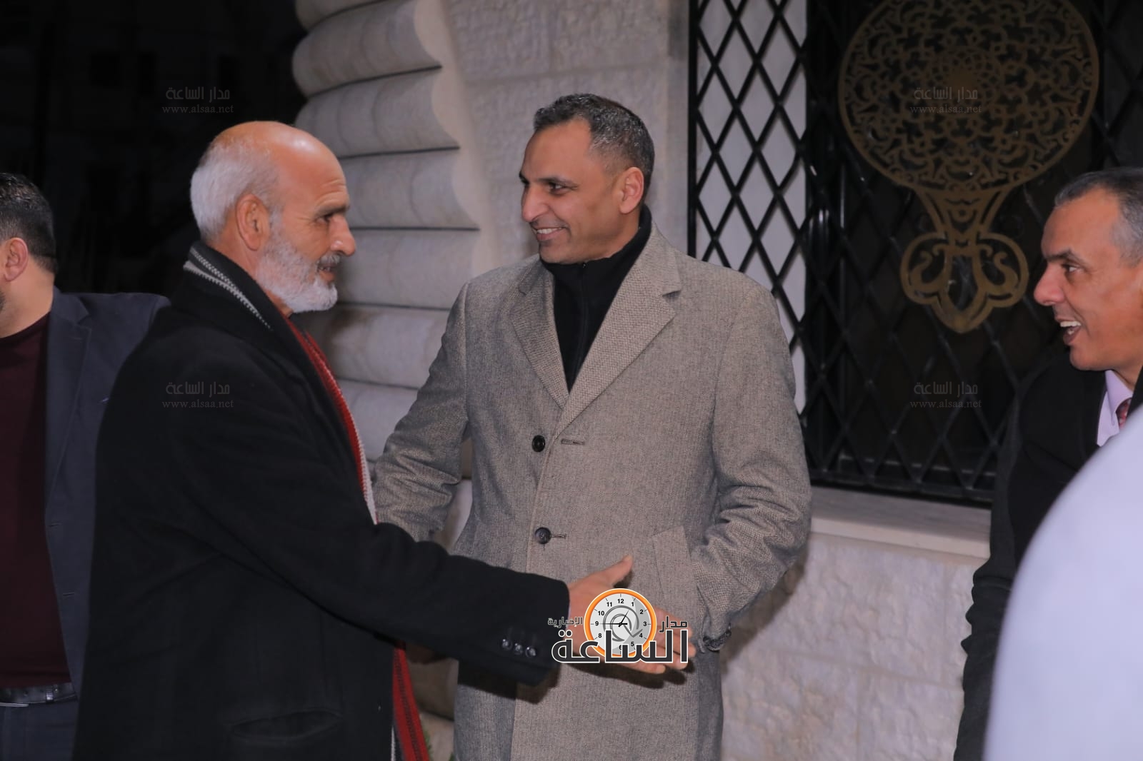 Madar Al-Saa Images 0.05391432274871755