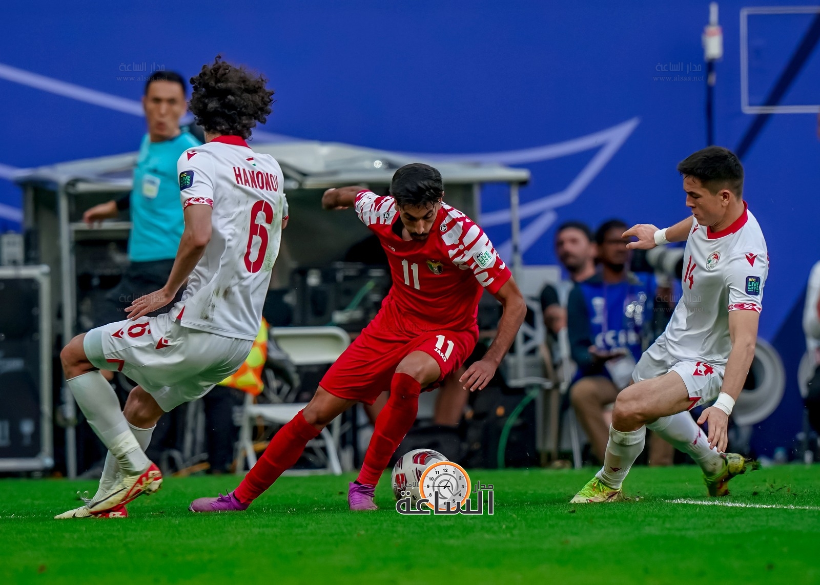 Madar Al-Saa Images 0.7003443816236745