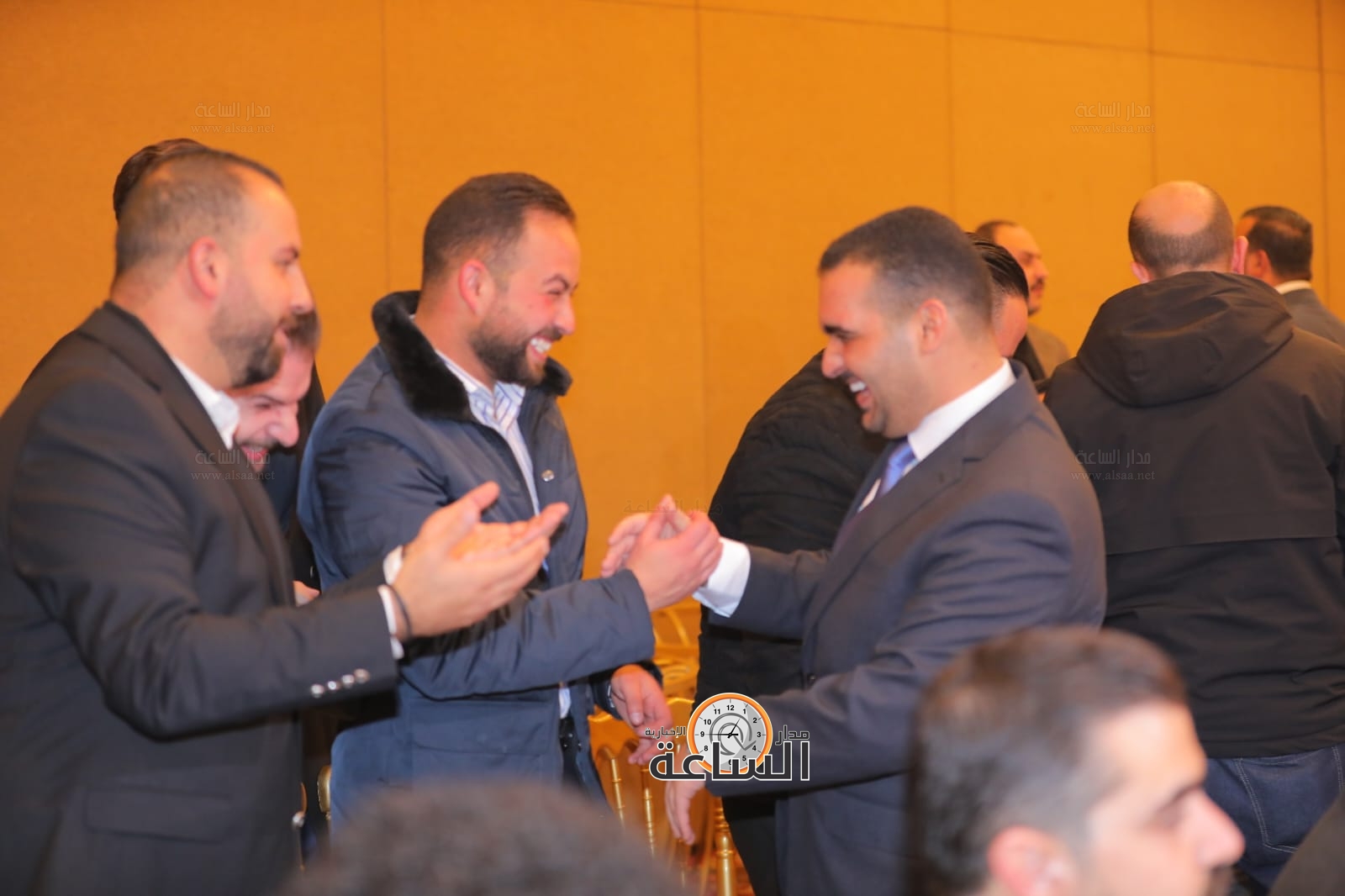 Madar Al-Saa Images 0.7478889677291298