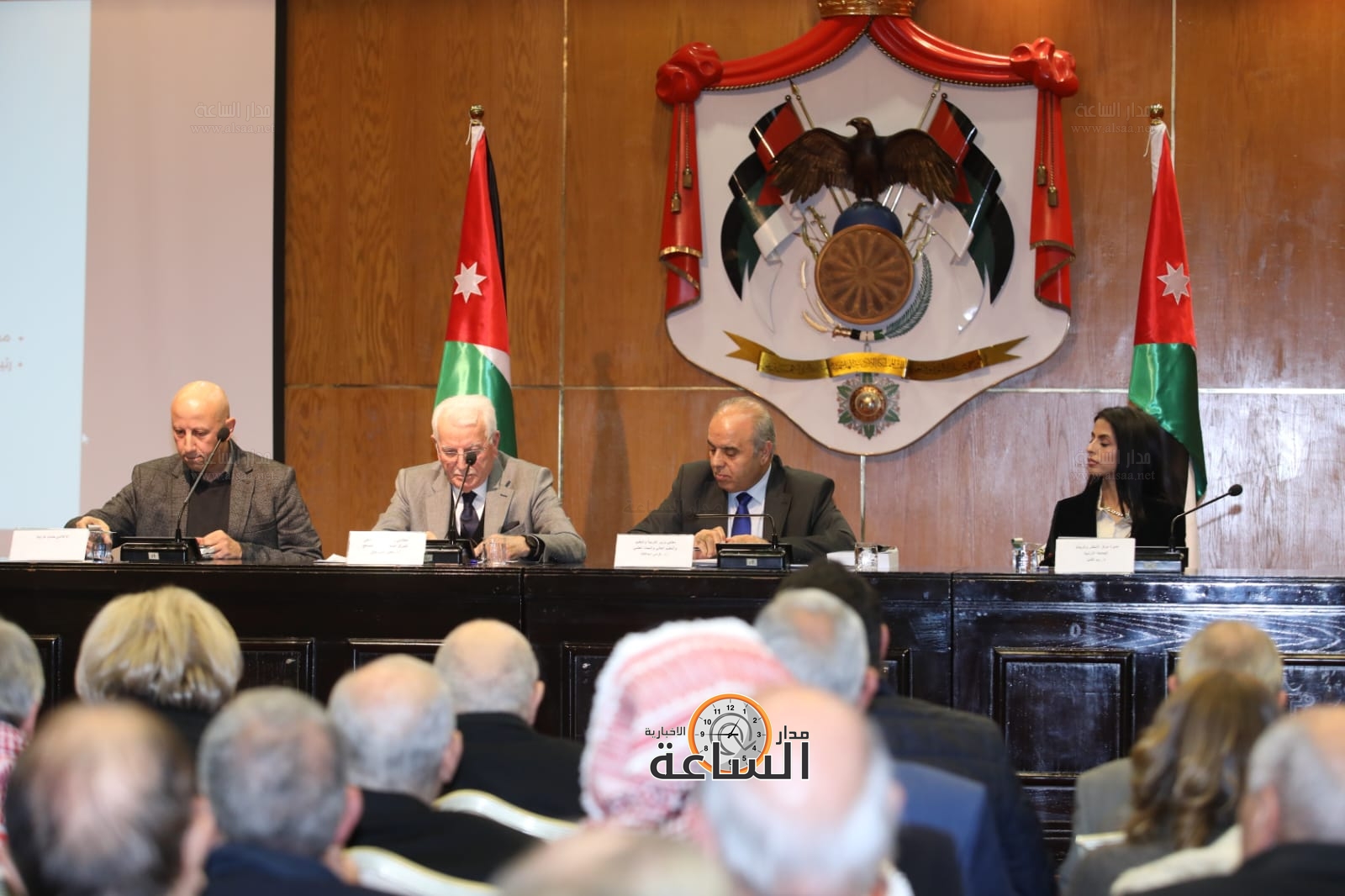 Madar Al-Saa Images 0.14921070727953945