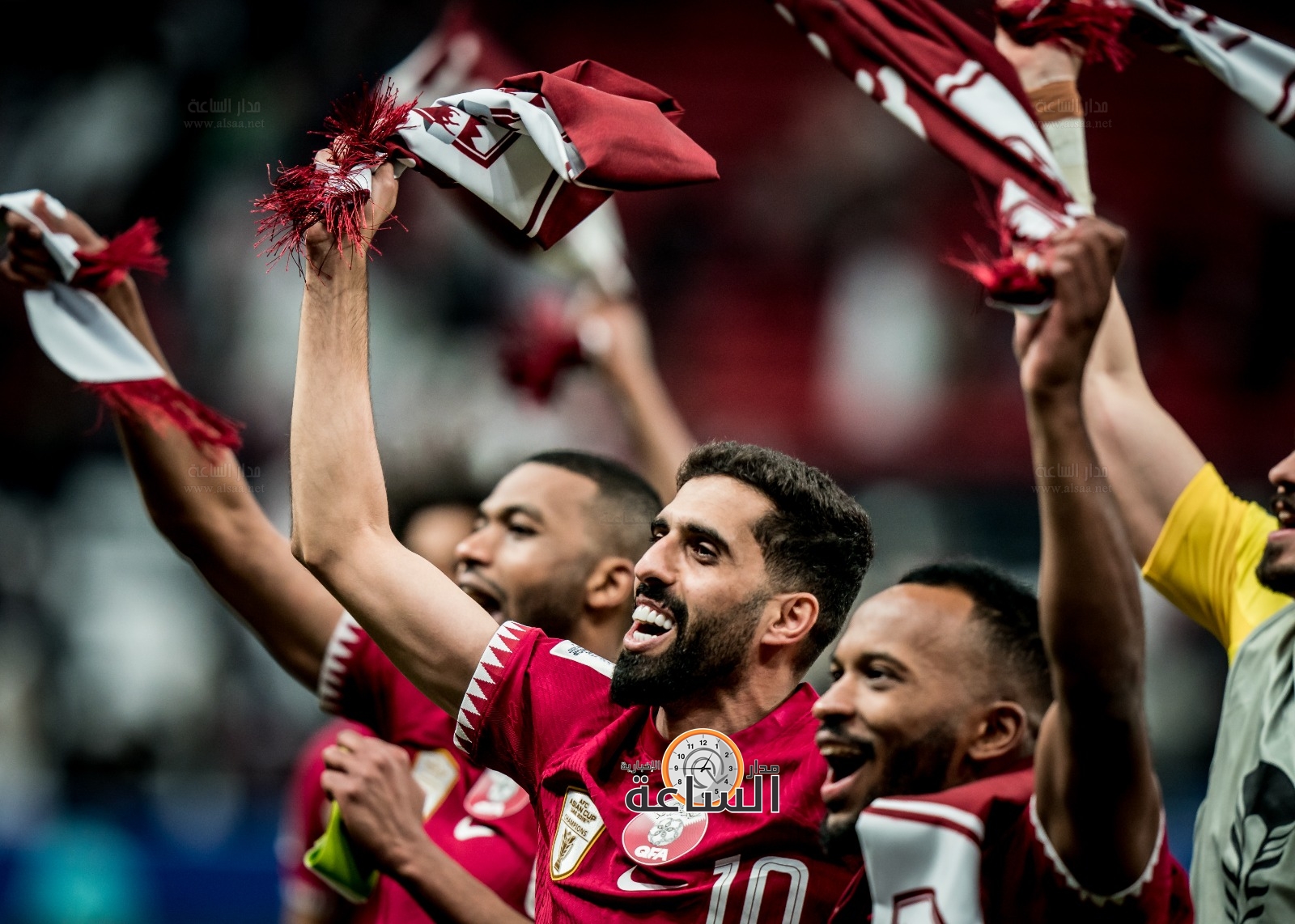 Madar Al-Saa Images 0.4559810272078544