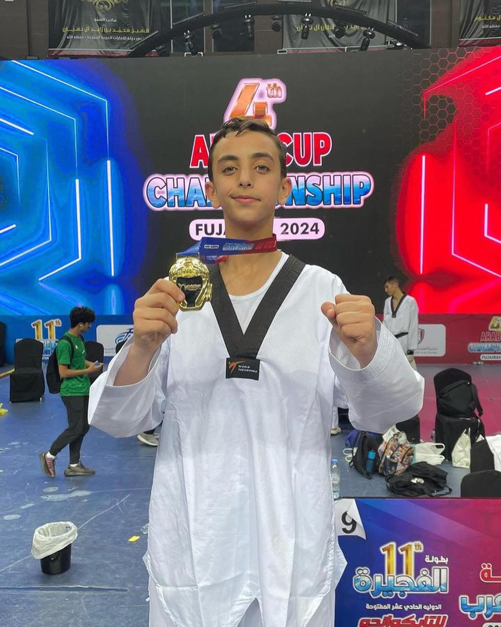 Madar Al-Saa Images 0.6938035516839061