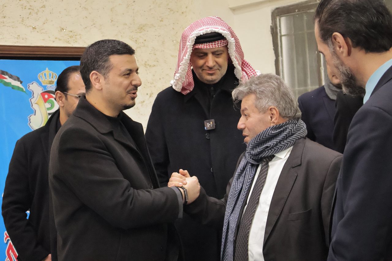 Madar Al-Saa Images 0.015151851847036824