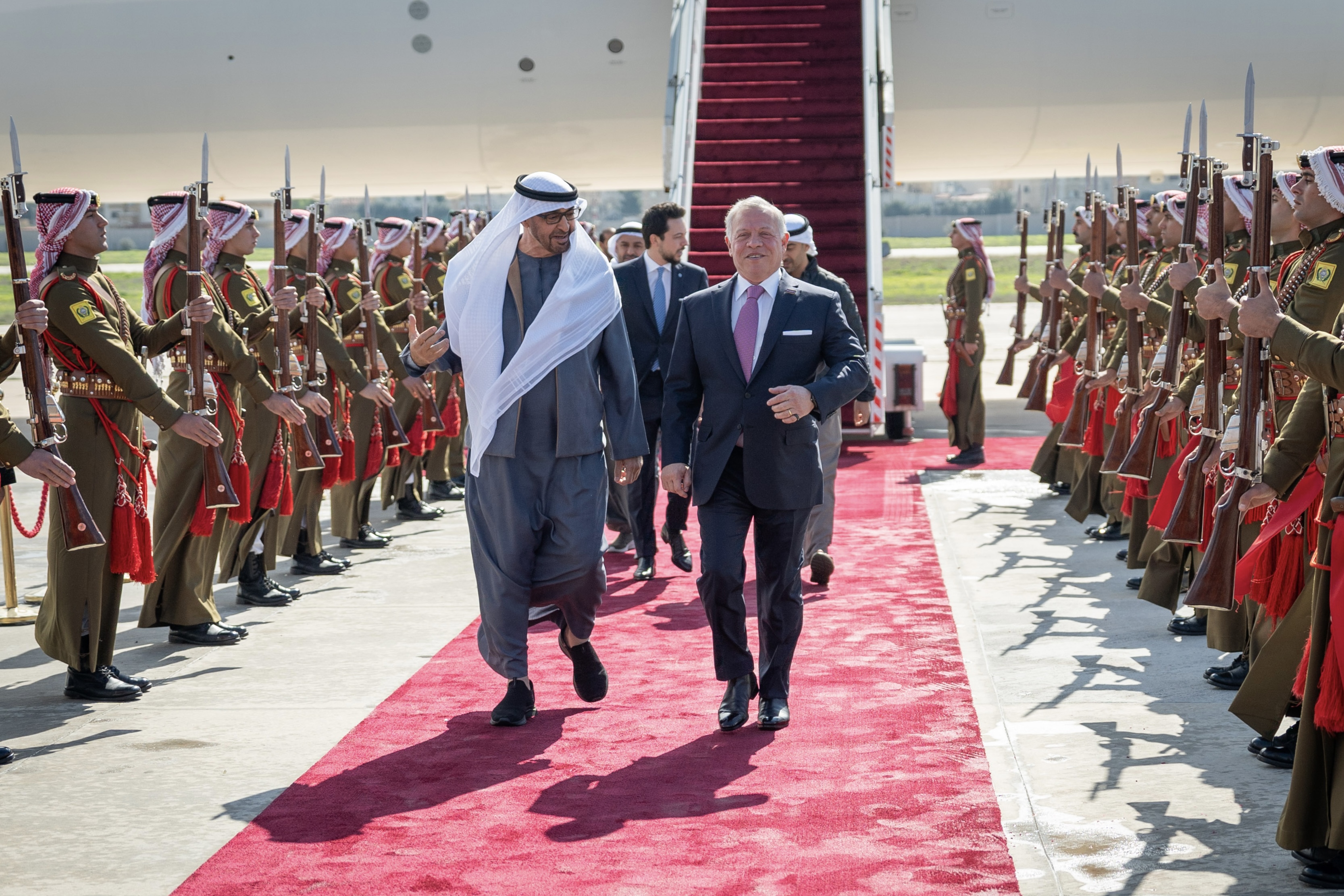 Madar Al-Saa Images 0.5754026182488261