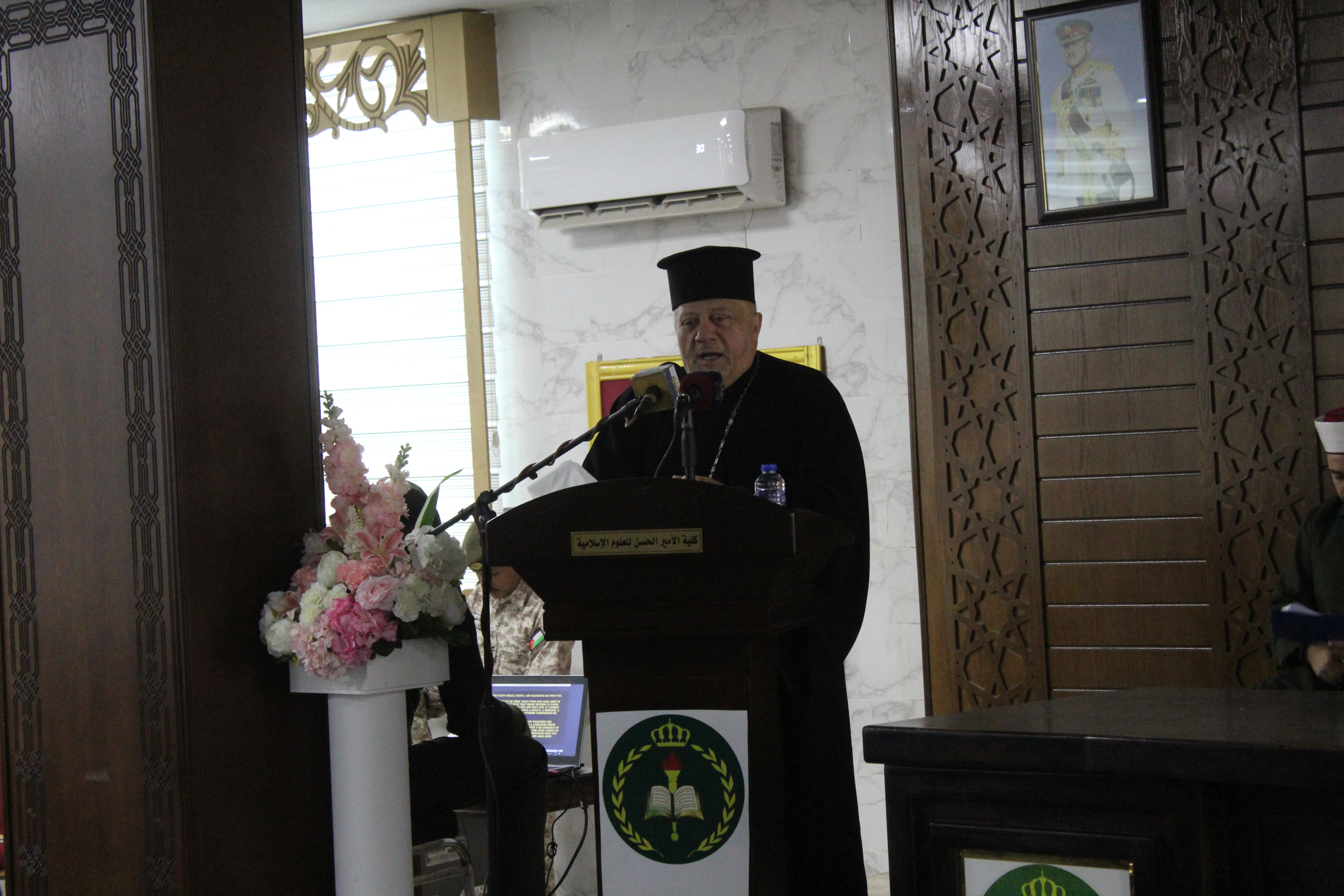 Madar Al-Saa Images 0.4821724161556602