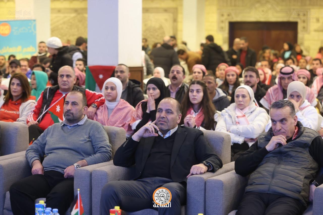 Madar Al-Saa Images 0.8174343667500132