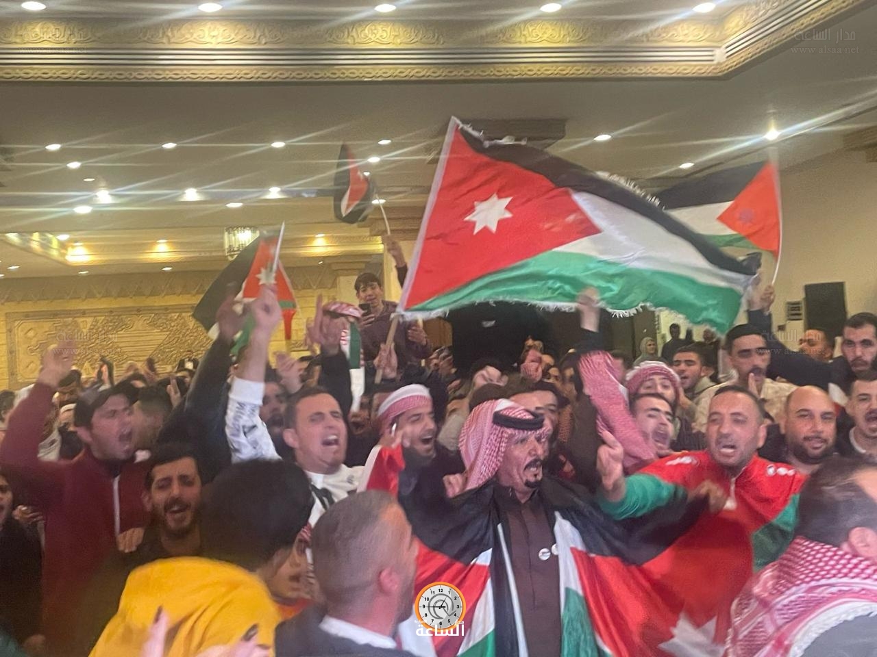 Madar Al-Saa Images 0.9658075544205162