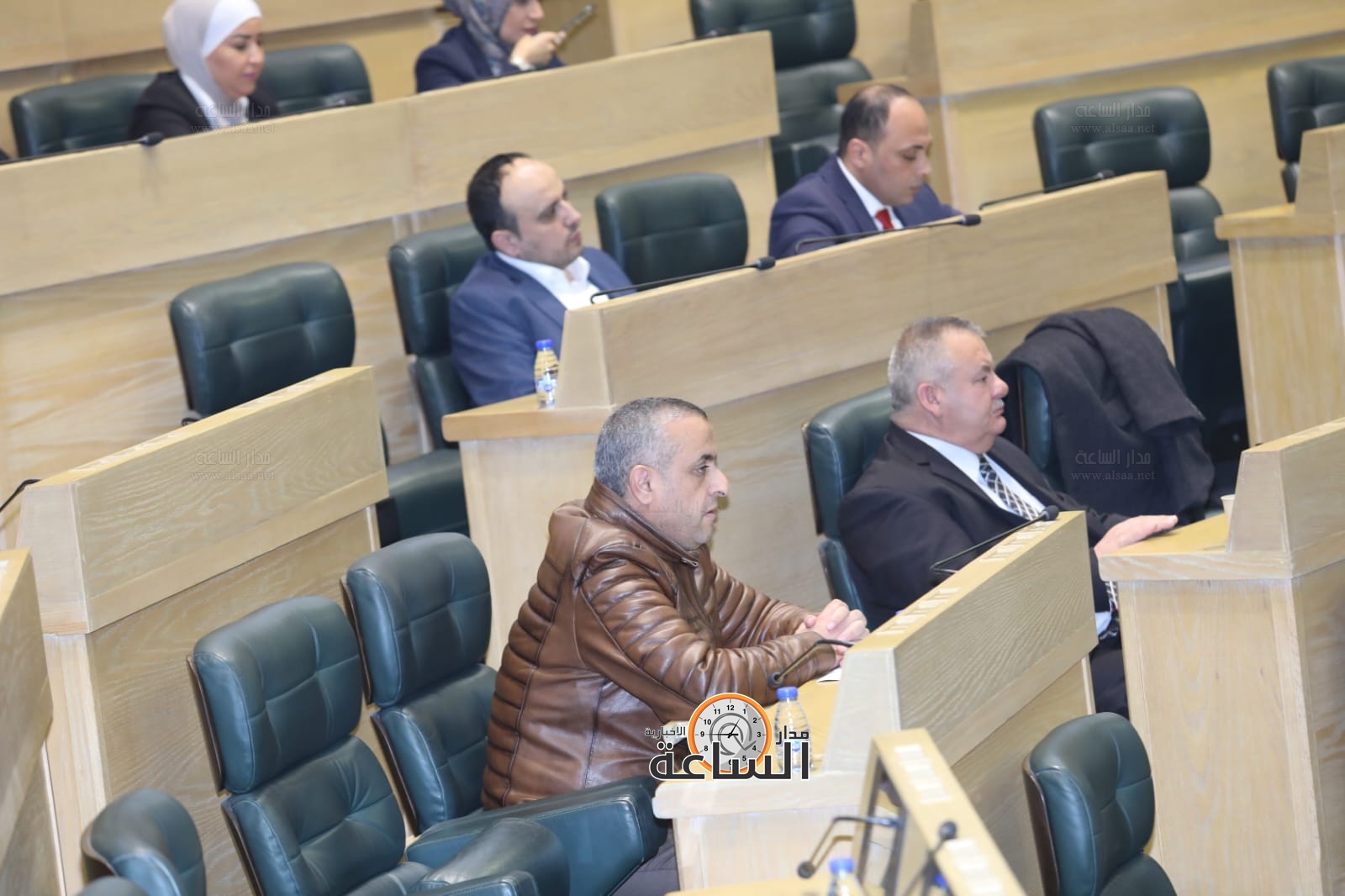 Madar Al-Saa Images 0.09998244101824239