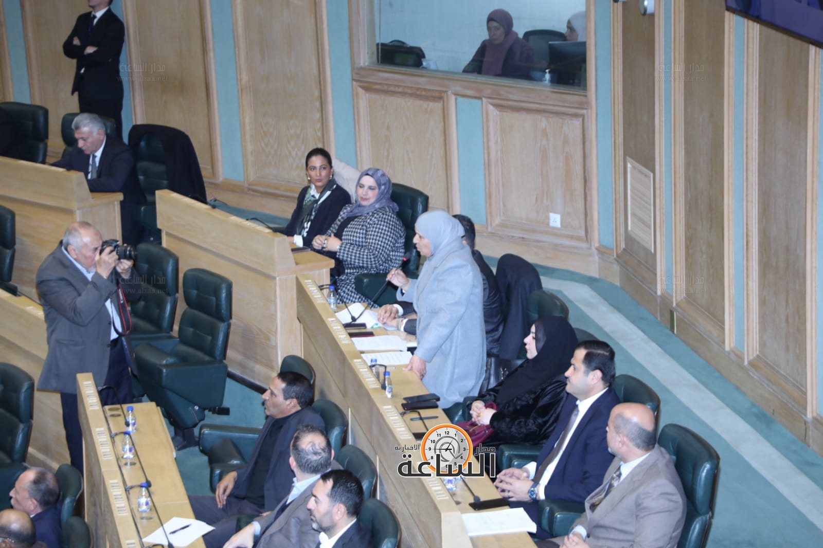 Madar Al-Saa Images 0.42117802427500406