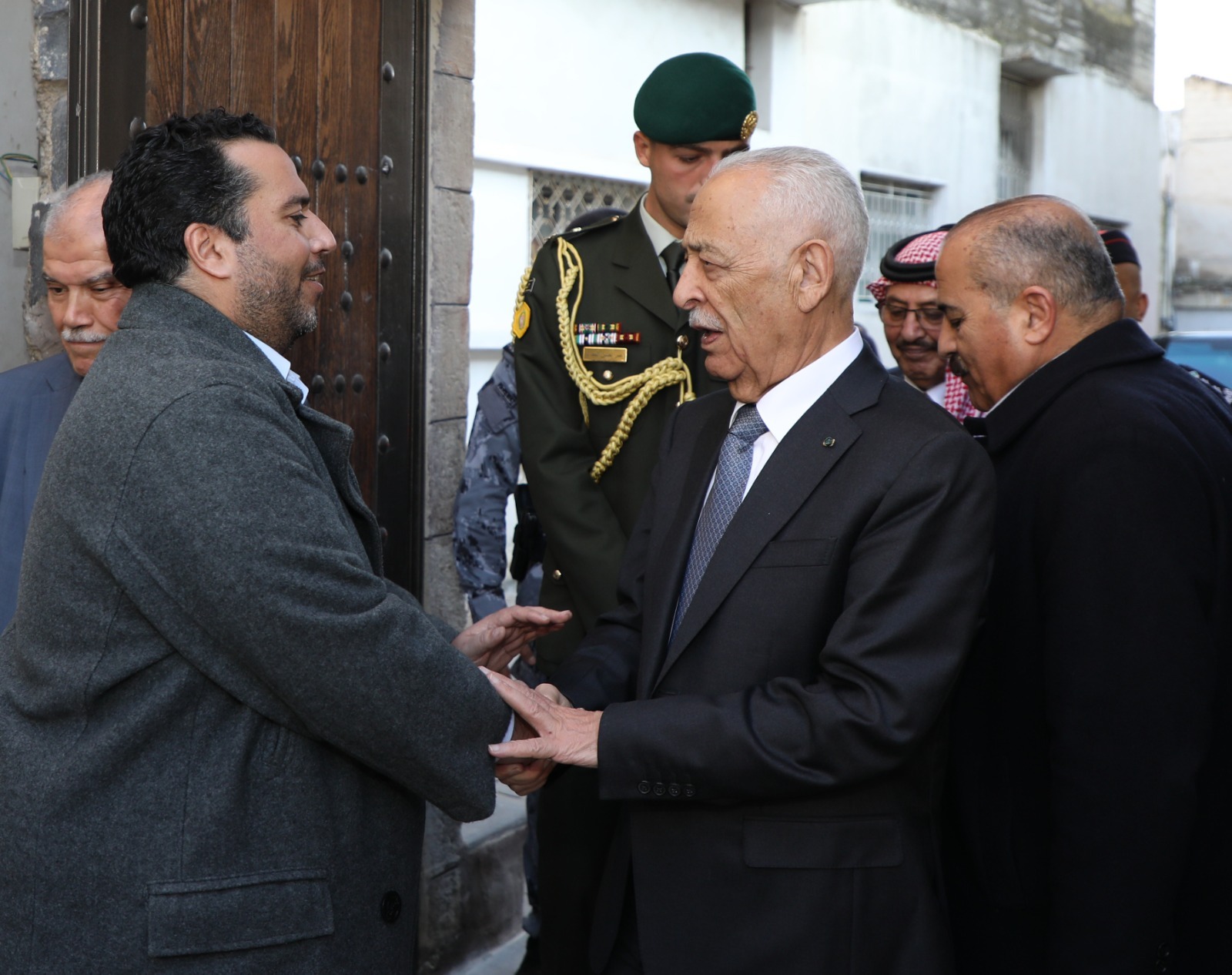 Madar Al-Saa Images 0.8162580495444083