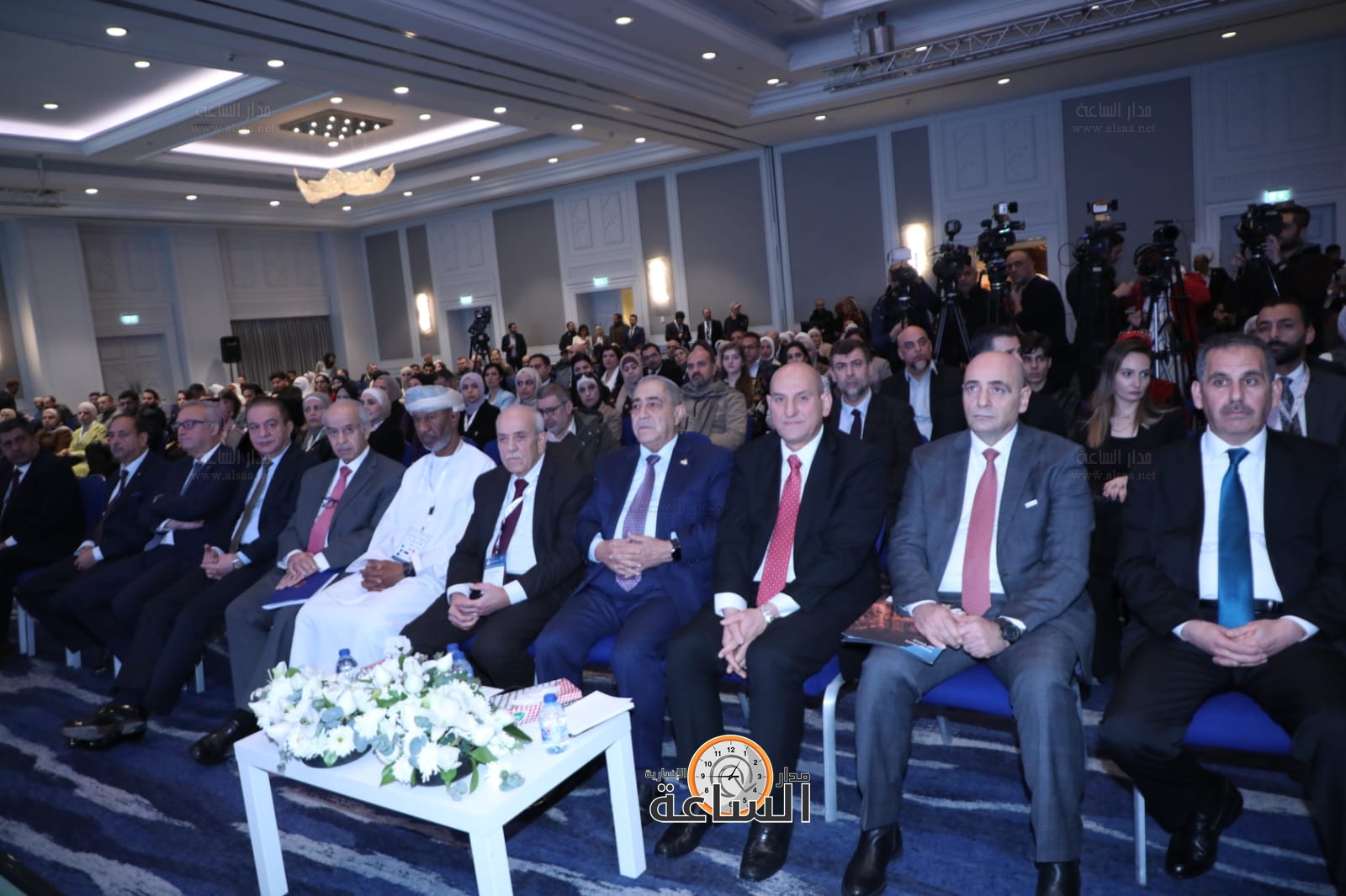 Madar Al-Saa Images 0.17984044760956985