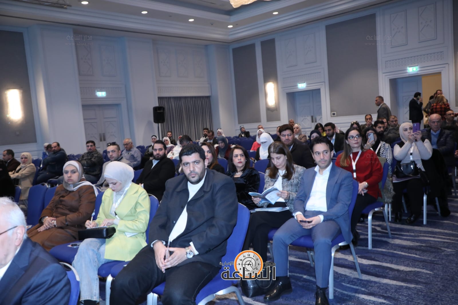 Madar Al-Saa Images 0.38591873686580147