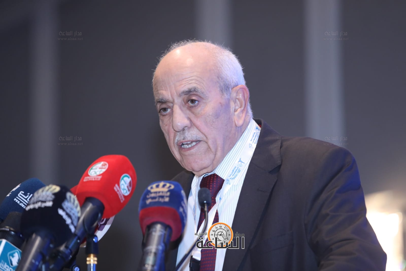 Madar Al-Saa Images 0.6390197657150962