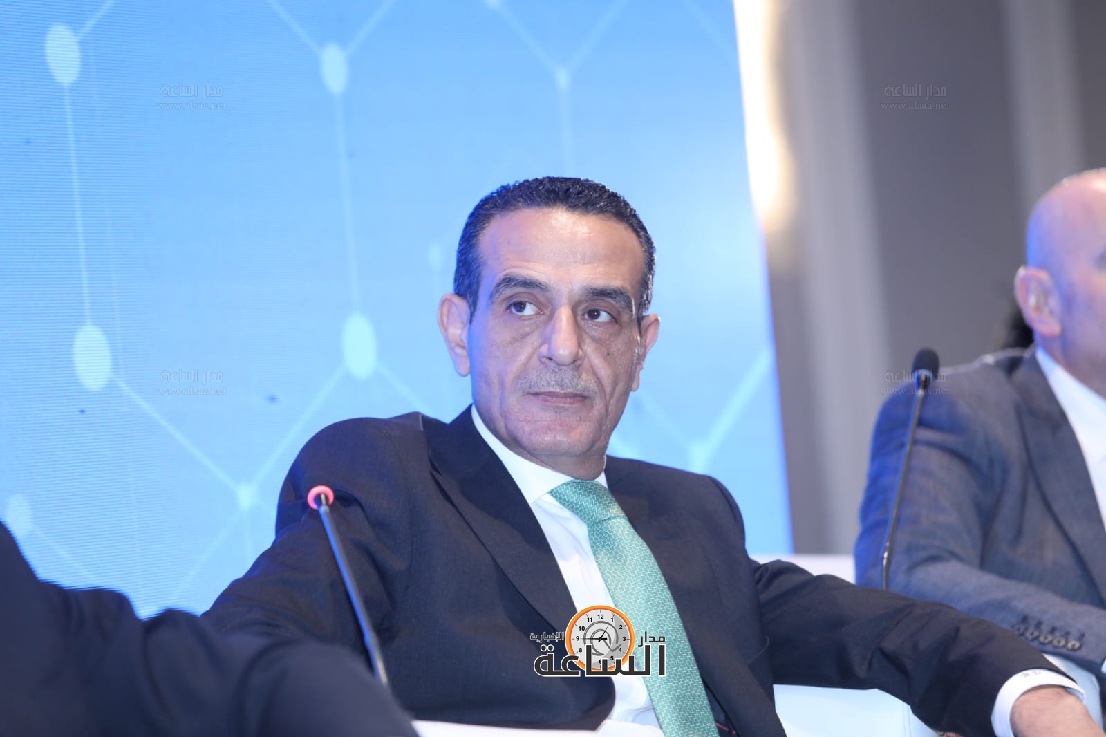 Madar Al-Saa Images 0.88311793224174