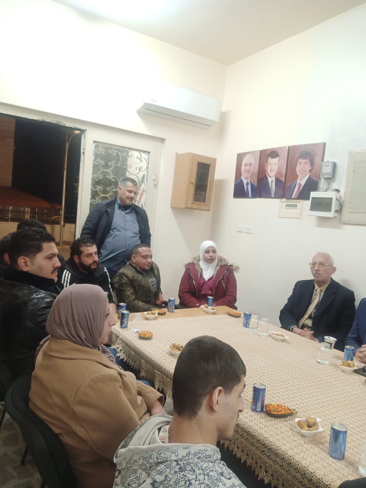 Madar Al-Saa Images 0.4009587477800973