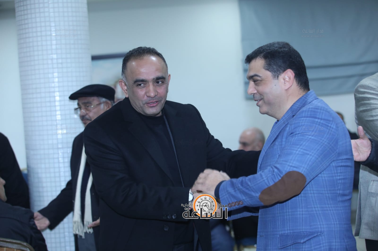 Madar Al-Saa Images 0.4900400294004379